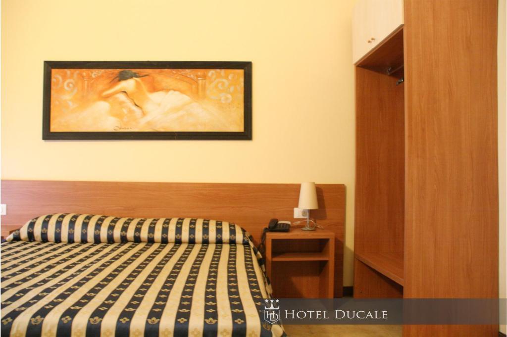 Hotel Ducale Vigevano Room photo